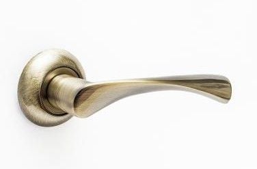 Ручка на круглій розетці HISAR  AR-100 AB