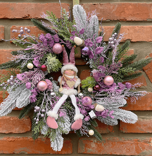 Вінок новорічний Рожево-білий з лялькою